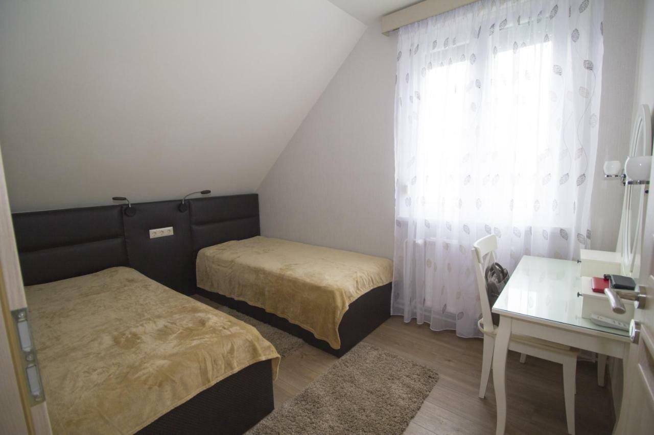 Chez Moi Lejlighed Debrecen Eksteriør billede